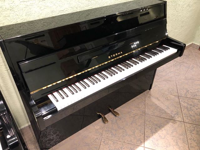 ETERNA (Made by Yamaha) upright piano